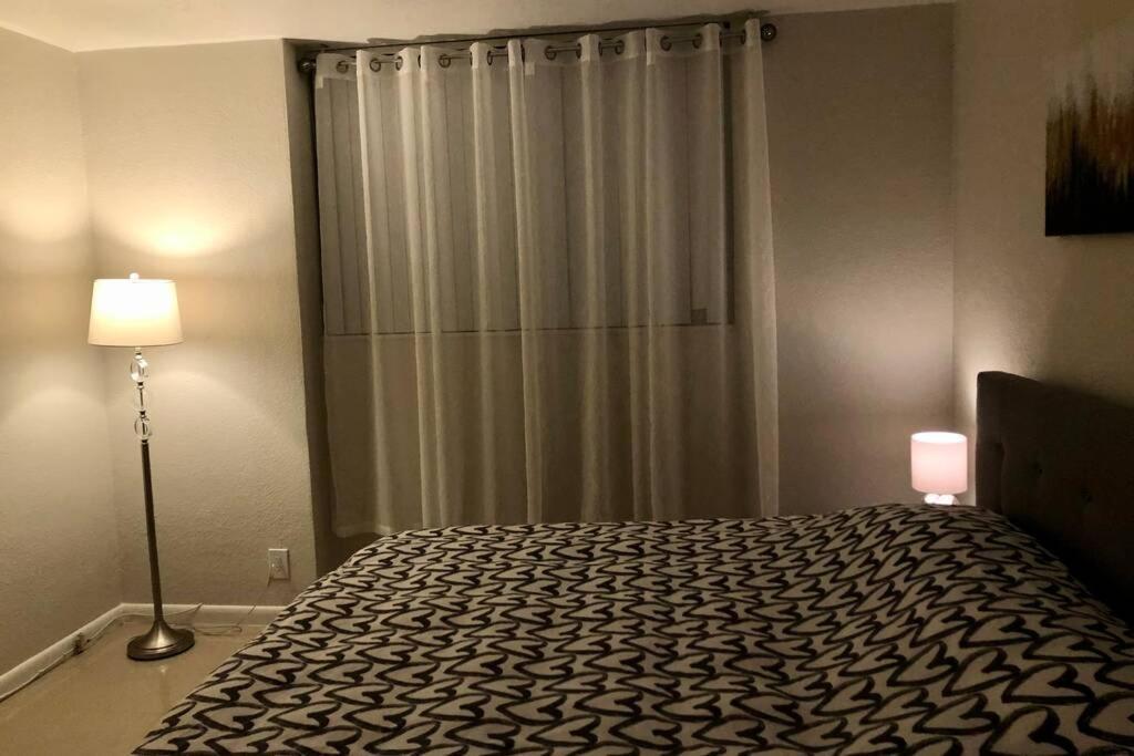 Spacious 1Br On The Beach, The Tides, Hollywood,Fl Εξωτερικό φωτογραφία